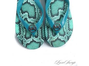 BRAND NEW WITHOUT TAGS AUTHENTIC MICHAEL KORS TROPICAL TURQUOISE PYTHON PRINT 'JETSET' FLIP FLOP SANDALS 6