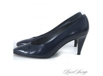 EXPERTLY CRAFTED! STUART WEITZMAN NAVY BLUE NAPPA LEATHER CONSERVATIVE PUMPS SHOES 7.5