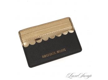 GEAR UP FOR GIFT GIVING : BRAND NEW AUTHENTIC MICHAEL KORS BLACK AND GOLD SAFFIANO LEATHER SCALLOPED CARD CASE