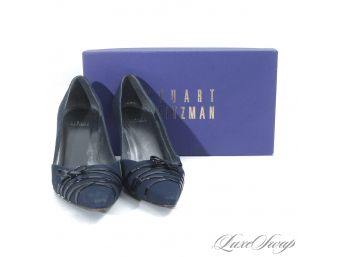 NOT AN EASY COLOR TO FIND YALL : STUART WEITZMAN NAVY BLUE CREPE 'LOIS' SHOES WITH PATENT STRAPS 8.5