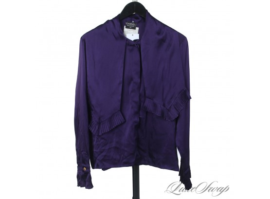 THE STAR OF THE SHOW! VINTAGE 1990S CHANEL MADE IN FRANCE 100 PERCENT SILK PURPLE SHIRT W/ GOLD BUTTONS 40