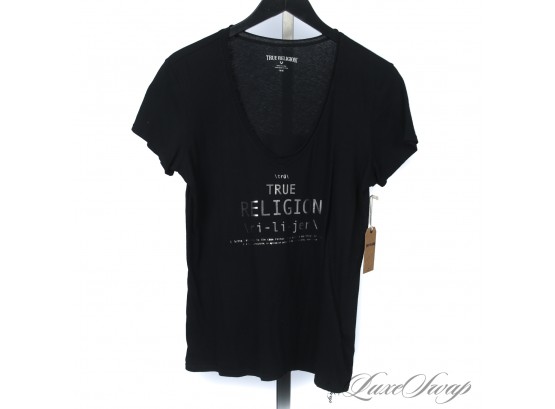 BRAND NEW WITH TAGS TRUE RELIGION BLACK DRAPED DEEP V NECK TEE SHIRT WITH GOLD FOIL WRITING M