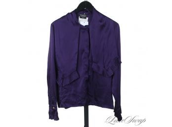 THE STAR OF THE SHOW! VINTAGE 1990S CHANEL MADE IN FRANCE 100 PERCENT SILK PURPLE SHIRT W/ GOLD BUTTONS 40