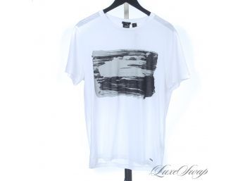 LIKE NEW HUGO BOSS MENS SLIM FIT WHITE TEE SHIRT WITH GRAPHIC FRONT L