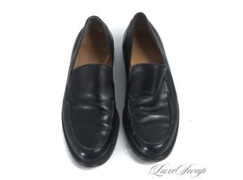 BUTTER SOFT! SALVATORE FERRAGAMO MADE IN ITALY MENS BLACK NAPPA LEATHER PLAIN TOE EMBOSSED LOGO LOAFERS 9.5