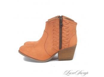 THEYRE PERFECT WITH A PUMPKIN SPICE! BRAND NEW WITHOUT BOX MUSEE & CLOUD ORANGE SUEDE SIDE ZIP BOOTIES 7