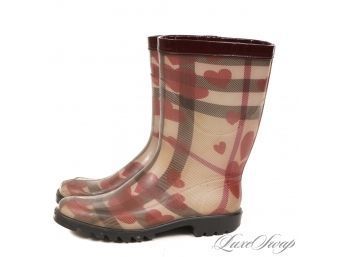 THE ONES EVERYONE WANTS! AUTHENTIC BURBERRY MADE IN ITALY TARTAN NOVACHECK RAIN BOOTS WITH HEARTS 37