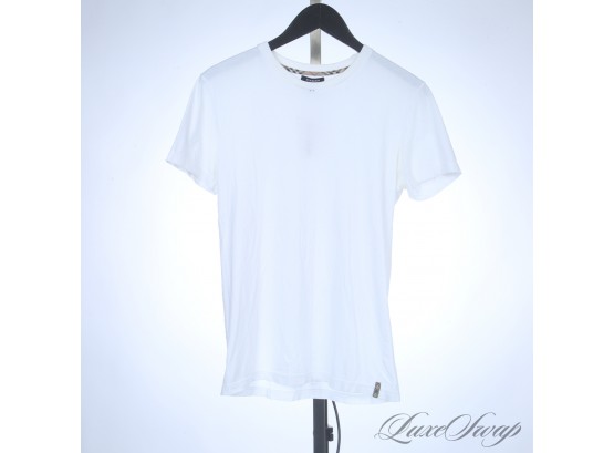 THE ESSENTIALS, BUT, EXTRA. AUTHENTIC BURBERRY LONDON SOLID WHITE INTERIOR TARTAN TRIM DRAPED TEE SHIRT S
