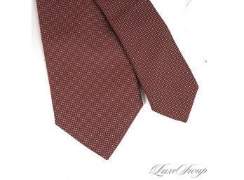 MODERN AND TASTEFUL HUGO BOSS MADE IN ITALY DEEP BRICK RED WOVEN SILK MENS TIE WITH SMALL SPOTS