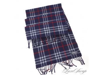 MOST ICONIC : VINTAGE BURBERRY MADE IN ENGLAND PURE LAMBSWOOL NAVY TARTAN NOVACHECK SCARF