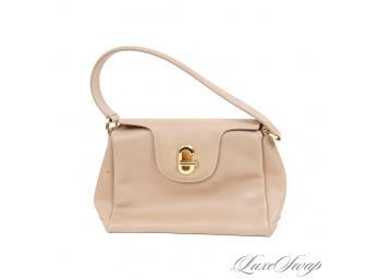 THE ONE EVERYONE WANTS! AUTHENTIC VINTAGE GUCCI MADE IN ITALY TRUFFLE NAPPA LEATHER GOLD G TURNLOCK BAG