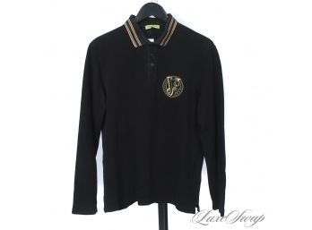 FALL PERFECT! AUTHENTIC VERSACE JEANS MENS BLACK PIQUE LONG SLEEVE POLO SHIRT WITH LOGO BADGE S