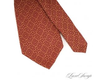 AUTHENTIC FENDI MADE IN ITALY MENS SILK TIE IN DEEP RED AND CONCENTRIC OVERLAPPING GEOMETRIC MOSAICS