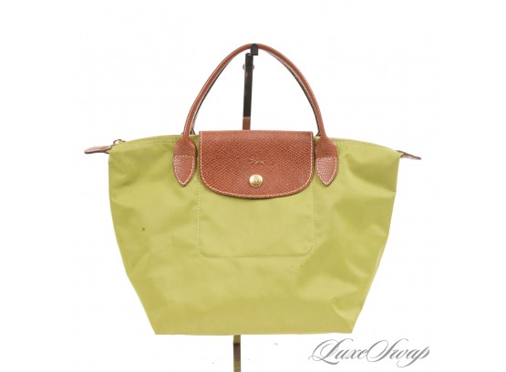#4 SHES A CUTIE! SMALL SIZE AUTHENTIC LONGCHAMP PARIS MADE IN FRANCE GRASS GREEN MICROFIBER FOLDING TOTE BAG