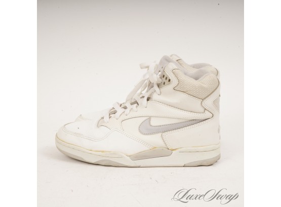 Mártir monitor incrementar VERY VERY VERY RARE VINTAGE NEAR MINT 1990S NIKE 900709 "QUANTUM FORCE  HIGH" WHITE HIGHTOP SNEAKERS 9.5 #13445 | Auctionninja.com