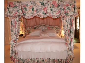 So Amazing! Fit For Royalty King Size Canopy Bed