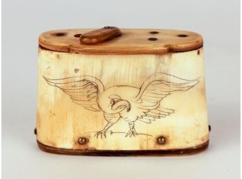 An Unusual Antique 19th Century Horn Scrimshaw Snuff Box W/ Eagle