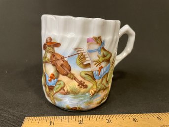 Collectible Vintage Porcelain Shaving Mug With Frogs