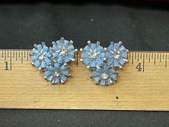 Stunning Vintage Blue And Rhinestone Earrings.  Screw Back
