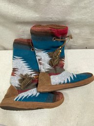 Blazin' Roxx 'boots'. Super Cute Southwestern Look 7/8 Don't Look They Have Ever Been Worn