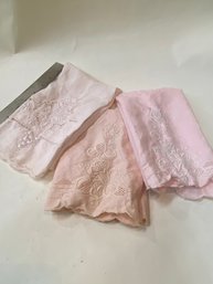 5 Pink Linen Fingertip Towels