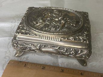 Sweet Silver Jewelry Box With Red Velvet