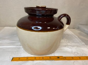 Vintage, R.R.P. Roseville, Ohio Pottery Stoneware Bean Crock With Lid
