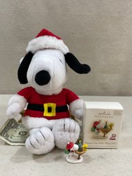 Collectible Mini Snoopy Hallmark Ornament 2009 And Stuffer Snoopy