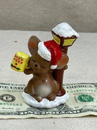 Vintage Josef Originals Christmas Lamp Post Mouse - Good Cheer