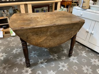 Antique Oval Drop Leaf Table (very Old).