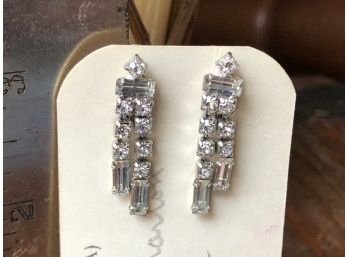 Vintage Dangle Rhinestone Earrings (clip On)