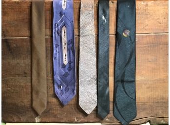Absolutely Gorgeous Slim Vintage Silk Ties (or Some Other Blend). #6
