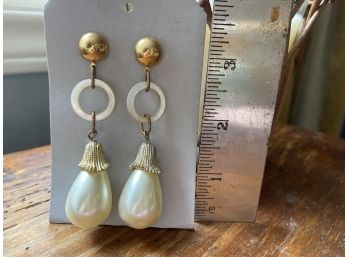 Large Vintage Pearl Drop Earrings (pierced)