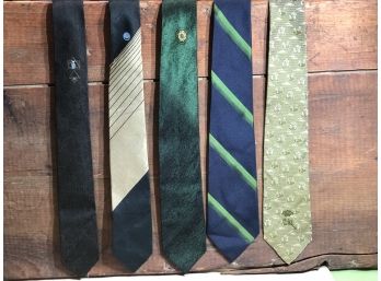 Absolutely Gorgeous Slim Vintage Silk Ties (or Some Other Blend). #4