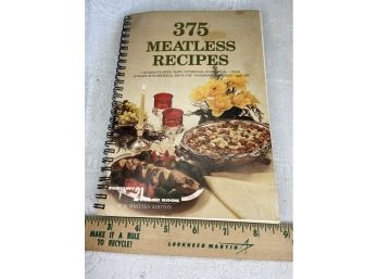 Vintage Meatless Recipes Cookbook