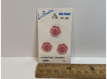 Le Bouton Vintage Pink Flower Buttons