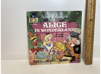 Vintage Walt Disney Book: Alice In Wonderland