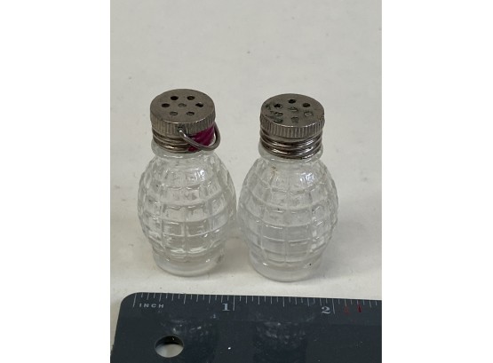 Tiny Glass Salt And Pepper Shakers