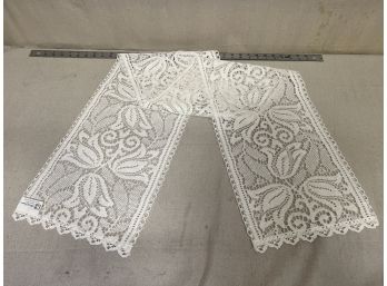 Gorgeous Lace Table Runner