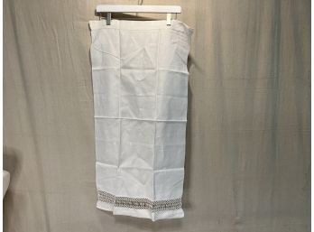 Vintage White Hand Towel With Lace Detail