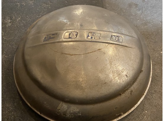 ANTIQUE FORD TRUCK - CAR HUB CAP LATE 1940'S TO EARLY 1950'S