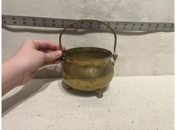 Small 'gold' Pot