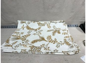8 Fabric Placemats