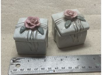 Set Of Porcelain Boxes With Rose Top