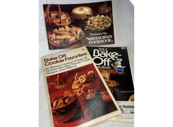 Lot Of Vintage Cookbooklets