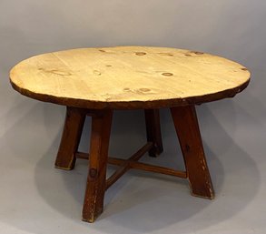 Hunt Country Furniture Round Dining Table