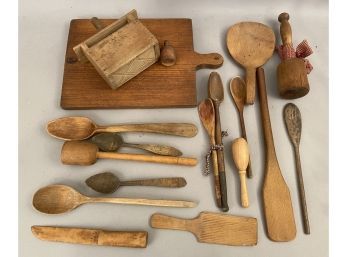 18 Pieces Antique And Vintage Country Kitchen Wooden Utensils