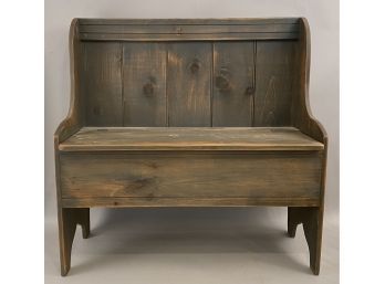 Antique Style Bench With Lift Top Seat