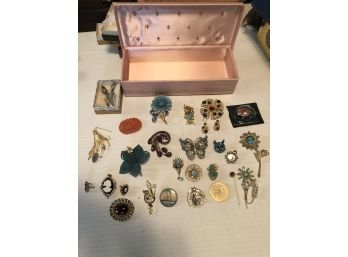 Vintage Lot Of 25 Pins/earrings & Jewelry Box