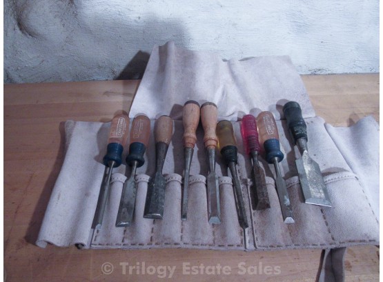 Assorted Wood Chisels With Leather Apron Stanley Craftsman
